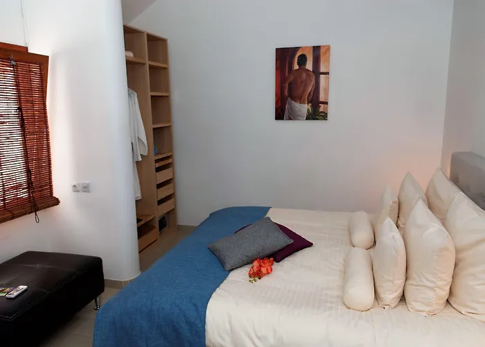 Birdcage Gay Men Resort And Lifestyle Hotel (Adults Only)