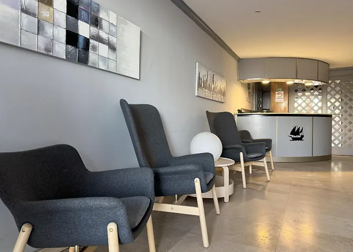 Apartamentos Colón Playa