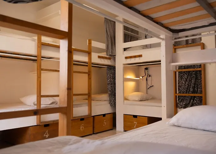 La Ventana Azul Surf Hostel